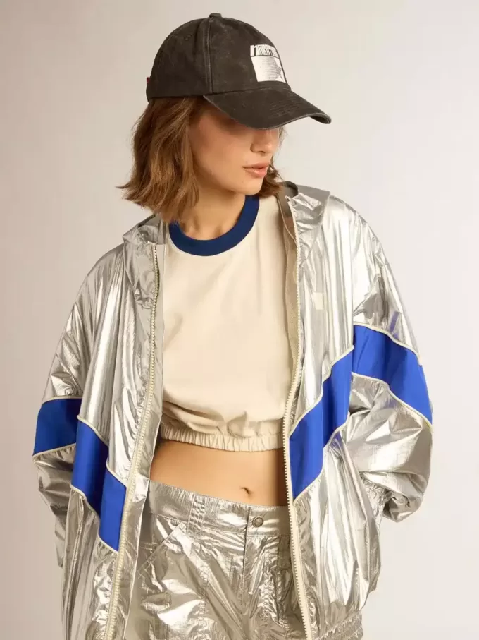 Windjacke für Damen aus silbernem Funktionsmaterial