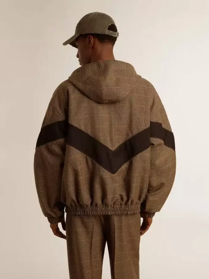 Windjacke in Beige und Schwarz mit Hahnentrittmuster