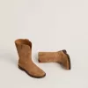 Wish Junior Stiefel aus kamelfarbenem Wildleder mit Sternstickerei Wish Junior Stiefel aus kamelfarbenem Wildleder mit Sternstickerei