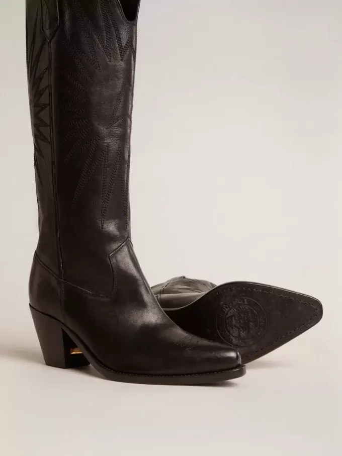 Wish Star Damenstiefel aus schwarzem Leder mit ton-in-ton gesticktem Stern Wish Star Damenstiefel aus schwarzem Leder mit ton-in-ton gesticktem Stern