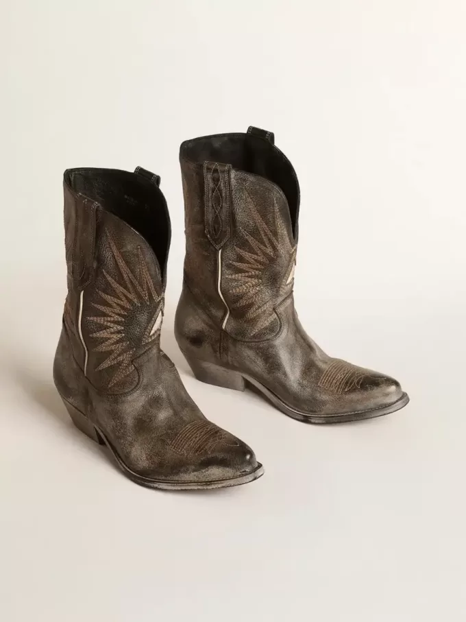 Wish Star Herrenstiefel aus schwarzem Leder mit silbernem Stern Wish Star Herrenstiefel aus schwarzem Leder mit silbernem Stern