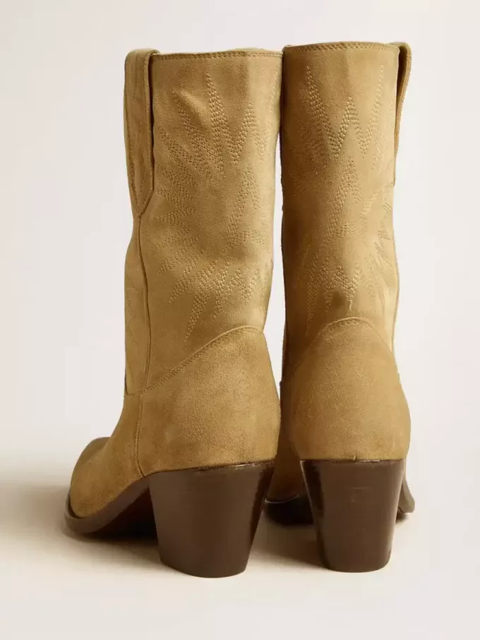 Wish Star Stiefeletten aus sandfarbenem, gewachstem Wildleder mit Sternstickerei