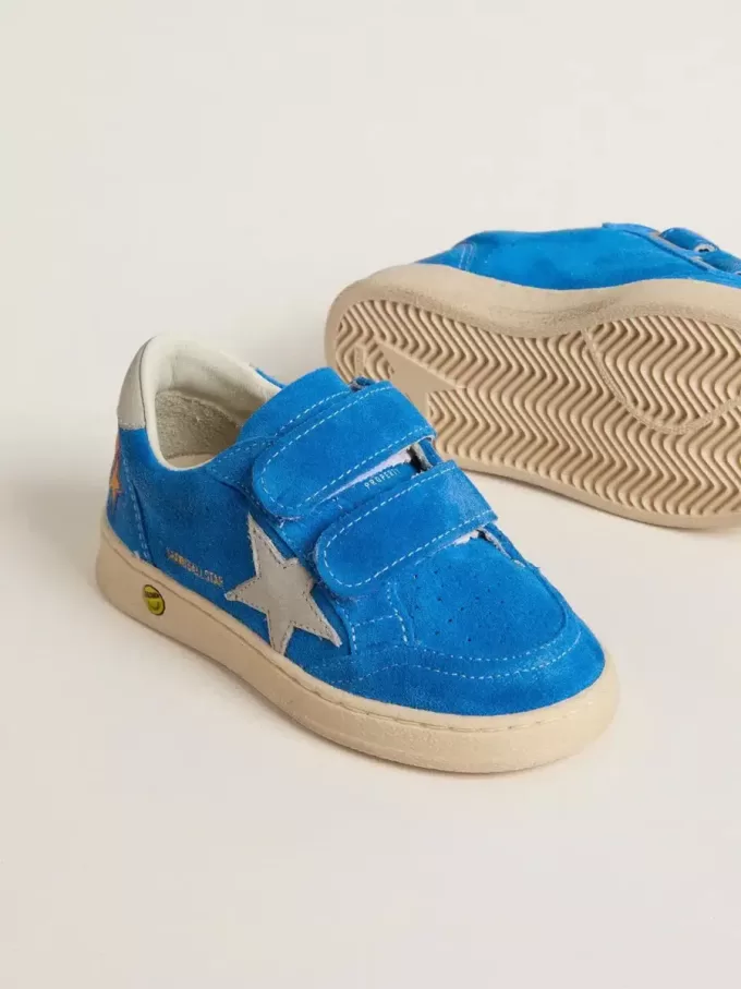 Young Ball Star aus hellblauem Wildleder mit grauem Nubuk-Stern und Fersenlasche