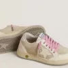 Young Ball Star aus perlfarbenem Wildleder mit Lederstern und Fersenlasche