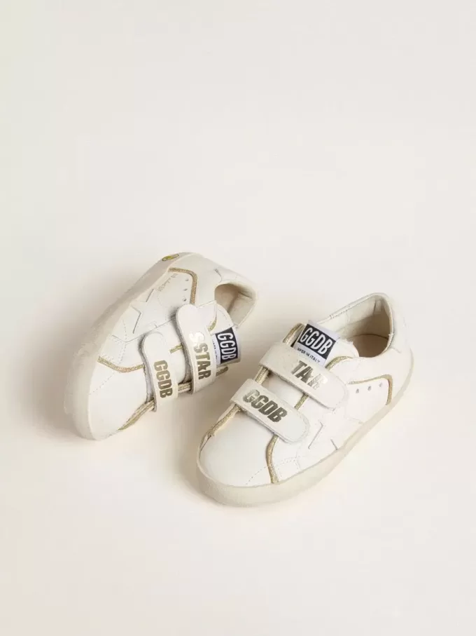 Young Old School aus weißem Leder mit goldenen Details