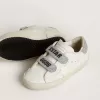 Young Old School aus weißem Leder mit silbernem Swarovski-Kristall-Fersenriemen und Riemen