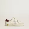Young Old School mit silbernem Metallic-Lederstern und violettem Wildleder-Fersenlasche