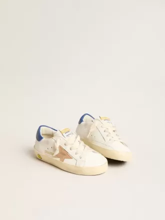 Young Super-Star aus Nappaleder mit beigem Stern und blauer Fersenlasche