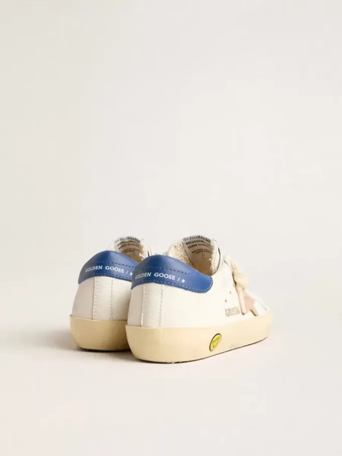 Young Super-Star aus Nappaleder mit beigem Stern und blauer Fersenlasche